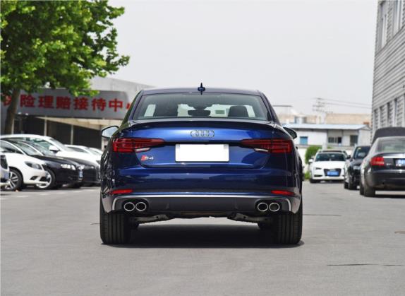 奥迪S4 2018款 S4 3.0TFSI 外观   正后