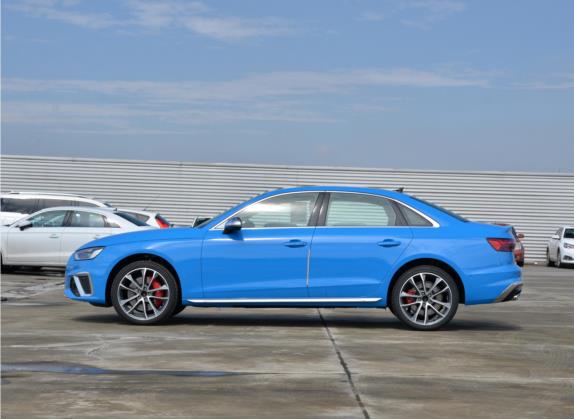 奥迪S4 2020款 S4 3.0TFSI 外观   正侧