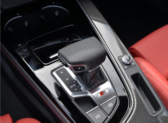 奥迪S4 2020款 S4 3.0TFSI 中控类   挡把