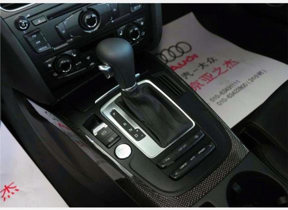 奥迪S5 2009款 S5 4.2 Coupe 中控类   挡把