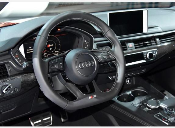 奥迪S5 2017款 S5 3.0T Coupe 中控类   驾驶位