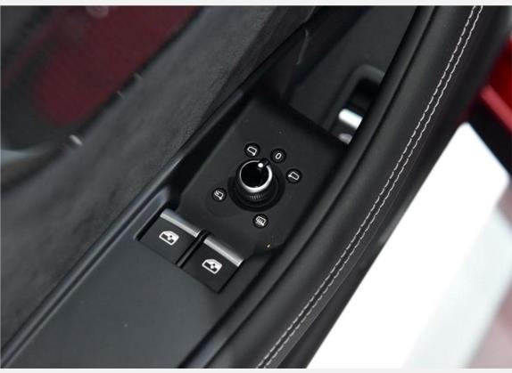 奥迪S5 2017款 S5 3.0T Coupe 车厢座椅   门窗控制