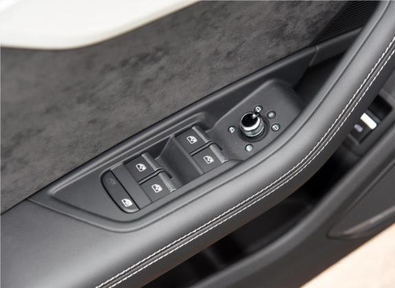 奥迪S5 2020款 S5 3.0T Sportback 车厢座椅   门窗控制