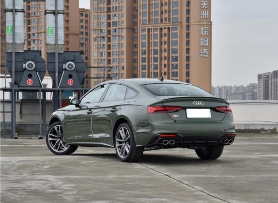 奥迪S5 2022款 S5 3.0T Sportback 外观   斜后