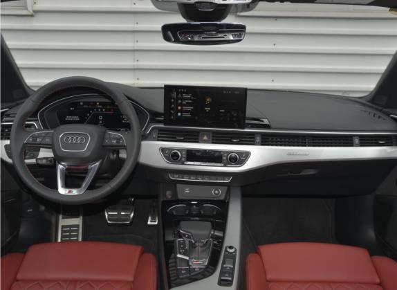 奥迪S5 2022款 S5 3.0T Cabriolet 中控类   中控台