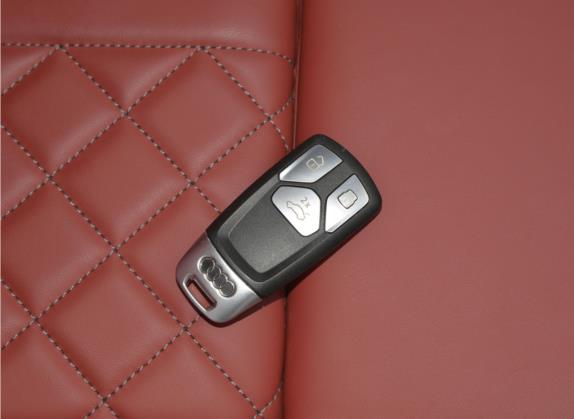 奥迪S5 2022款 S5 3.0T Cabriolet 其他细节类   钥匙