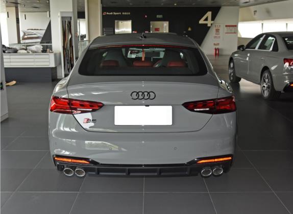 奥迪S5 2023款 S5 3.0T Sportback 外观   正后