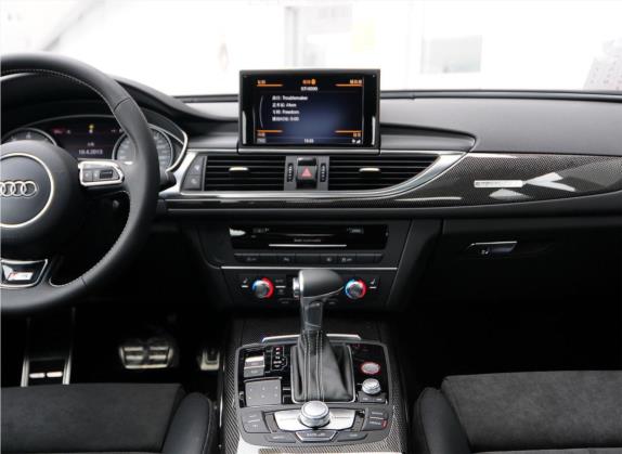 奥迪S6 2013款 S6 4.0TFSI 中控类   中控台