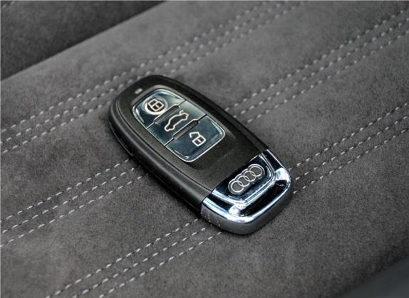 奥迪S6 2013款 S6 4.0TFSI 其他细节类   钥匙