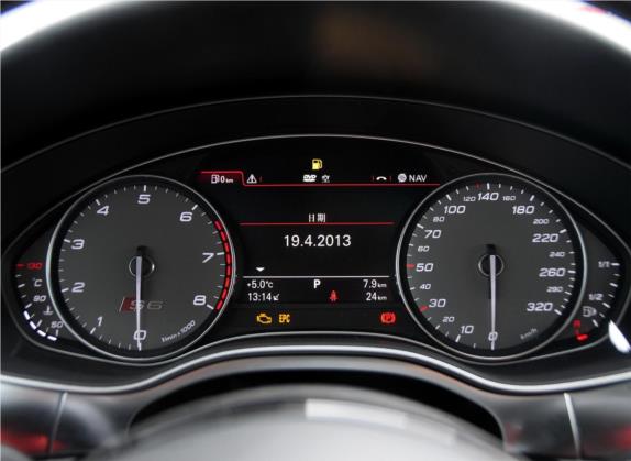 奥迪S6 2013款 S6 4.0TFSI 中控类   仪表盘