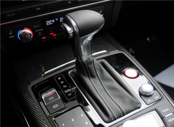 奥迪S6 2013款 S6 4.0TFSI 中控类   挡把