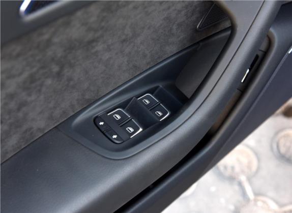 奥迪S6 2016款 S6 4.0TFSI 车厢座椅   门窗控制