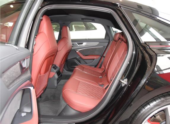 奥迪S6 2022款 S6 2.9T 车厢座椅   后排空间