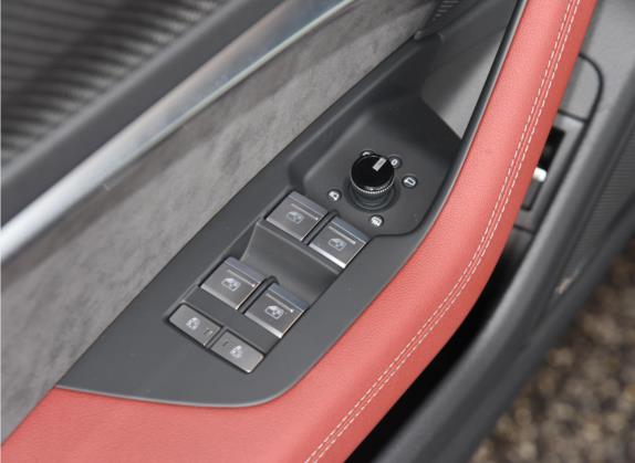 奥迪S6 2022款 S6 2.9T 车厢座椅   门窗控制