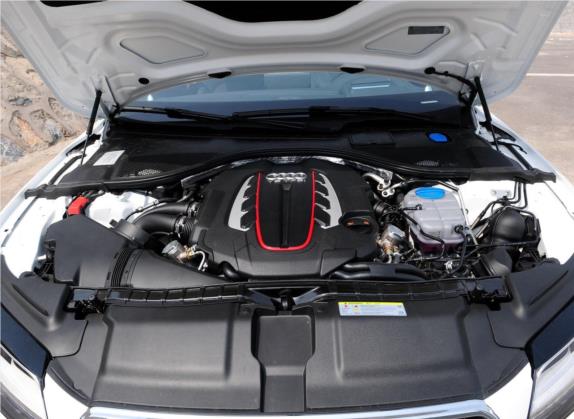 奥迪S7 2013款 4.0 TFSI quattro 其他细节类   发动机舱
