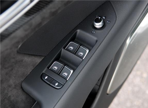 奥迪S7 2013款 4.0 TFSI quattro 车厢座椅   门窗控制
