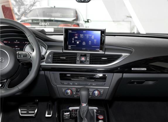 奥迪S7 2018款 4.0 TFSI quattro 中控类   中控台