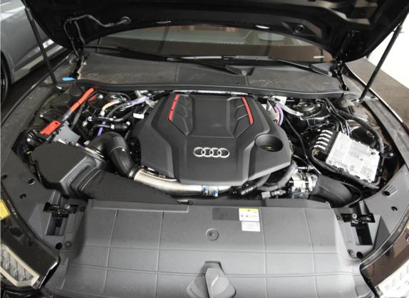 奥迪S7 2023款 2.9 TFSI quattro 其他细节类   发动机舱