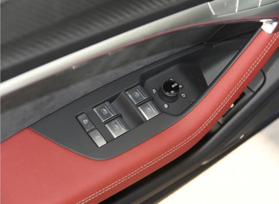 奥迪S7 2023款 2.9 TFSI quattro 车厢座椅   门窗控制