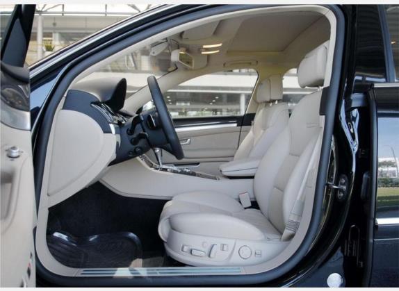 奥迪S8 2009款 S8 5.2 FSI quattro 车厢座椅   前排空间