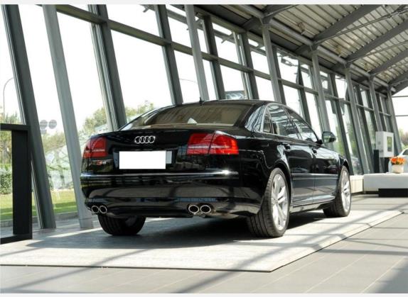 奥迪S8 2009款 S8 5.2 FSI quattro 外观   斜后