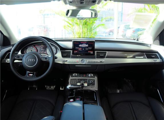 奥迪S8 2013款 S8 4.0TFSI quattro 中控类   中控全图