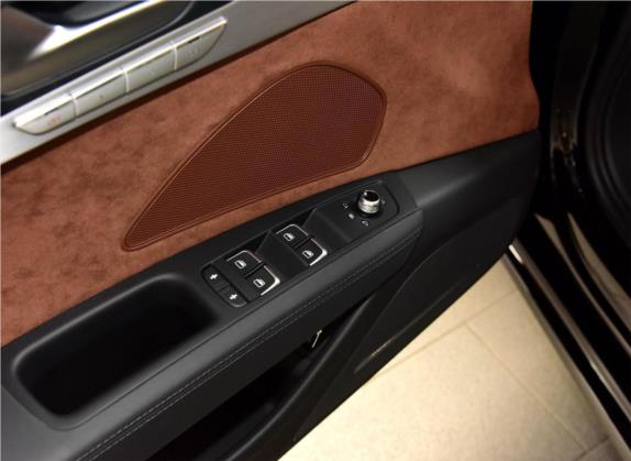 奥迪S8 2016款 S8 4.0TFSI quattro 车厢座椅   门窗控制