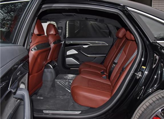奥迪S8 2021款 S8L 4.0TFSI quattro 车厢座椅   后排空间