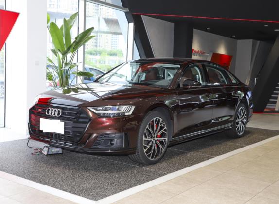 奥迪S8 2022款 S8L 4.0TFSI quattro 典藏版