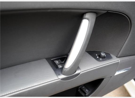 奥迪TTS 2008款 TTS Coupe 2.0TFSI quattro 车厢座椅   门窗控制