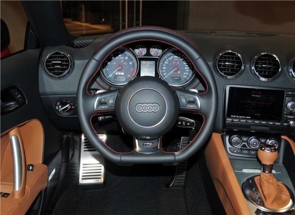 奥迪TTS 2011款 TTS Roadster 2.0TFSI quattro 中控类   驾驶位