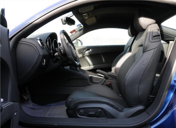 奥迪TTS 2011款 TTS Coupe 2.0TFSI quattro 车厢座椅   前排空间