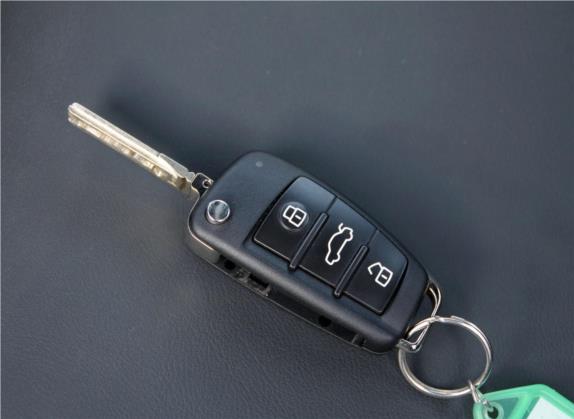 奥迪TTS 2013款 TTS Roadster 2.0TFSI quattro 其他细节类   钥匙