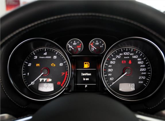 奥迪TTS 2013款 TTS Roadster 2.0TFSI quattro 中控类   仪表盘