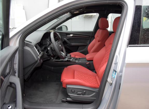 奥迪SQ5 2021款 3.0 TFSI quattro 车厢座椅   前排空间