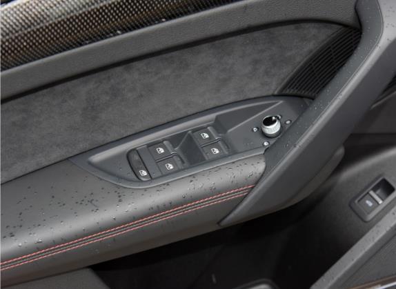奥迪SQ5 2021款 3.0 TFSI quattro 车厢座椅   门窗控制
