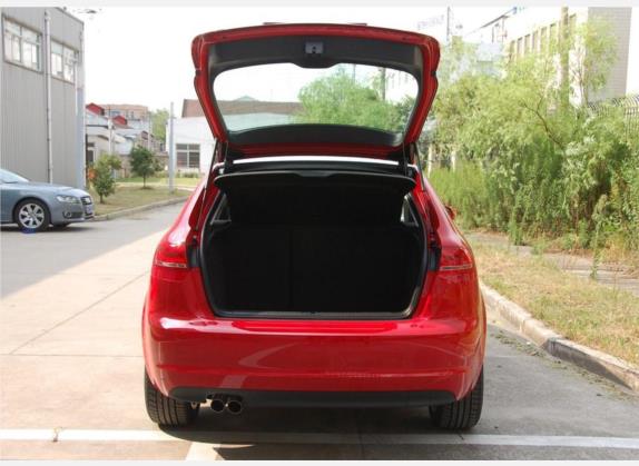 奥迪A3(进口) 2010款 Sportback 1.4T 舒适型 车厢座椅   后备厢