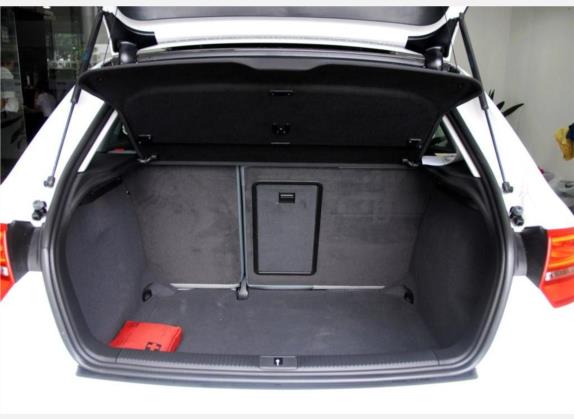 奥迪A3(进口) 2010款 Sportback 1.4T 豪华型 车厢座椅   后备厢