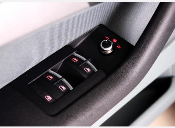 奥迪A3(进口) 2010款 Sportback 1.4T 豪华型 车厢座椅   门窗控制