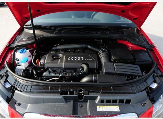 奥迪A3(进口) 2010款 Sportback 1.8T 尊贵型 其他细节类   发动机舱