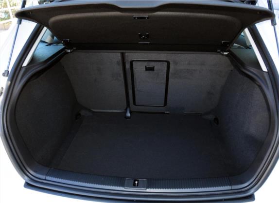 奥迪A3(进口) 2012款 Sportback 1.8T 豪华型 车厢座椅   后备厢