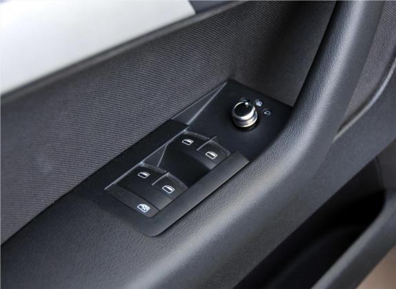 奥迪A3(进口) 2012款 Sportback 1.4T 舒适型 车厢座椅   门窗控制