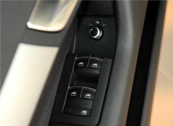 奥迪A3(进口) 2013款 Sportback 30 TFSI 舒适型 车厢座椅   门窗控制