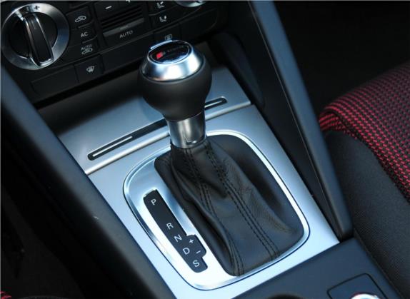 奥迪A3(进口) 2013款 Sportback 30 TFSI 豪华型 中控类   挡把