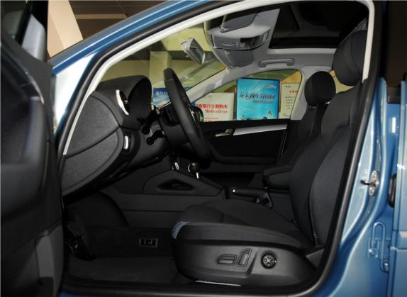 奥迪A3(进口) 2013款 Sportback 35 TFSI 豪华型 车厢座椅   前排空间