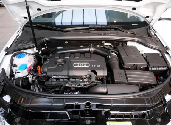 奥迪A3(进口) 2013款 Sportback 35 TFSI 尊贵型 其他细节类   发动机舱