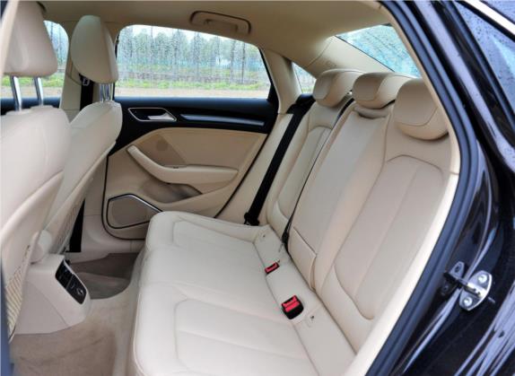 奥迪A3(进口) 2014款 Limousine 40 TFSI S line 豪华型 车厢座椅   后排空间