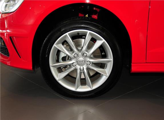 奥迪A3(进口) 2014款 Sportback 40 TFSI S line 舒适型 其他细节类   前轮