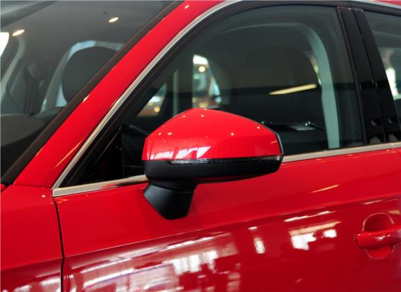 奥迪A3(进口) 2014款 Sportback 40 TFSI S line 舒适型 外观细节类   外后视镜