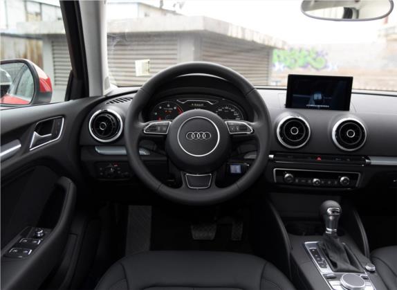 奥迪A3(进口) 2015款 Limousine 45 TFSI S line 豪华型 中控类   驾驶位